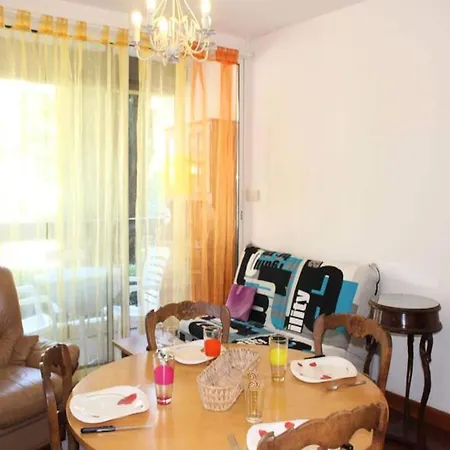 Apartment 2 For 4 People *